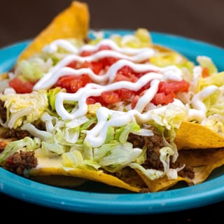 (H) Nachos Suprem